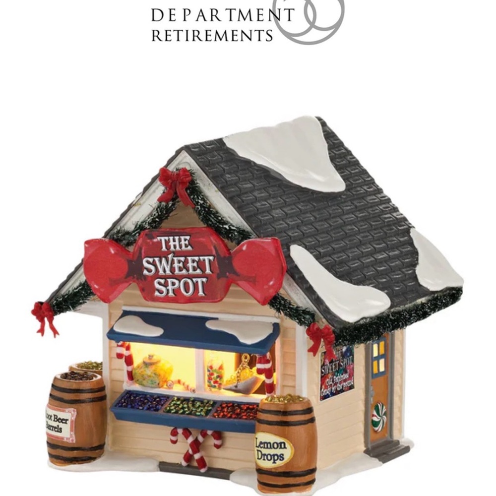 Department 56 Sweet Spot Candy Shop with Red and White Accents. RETIRED
